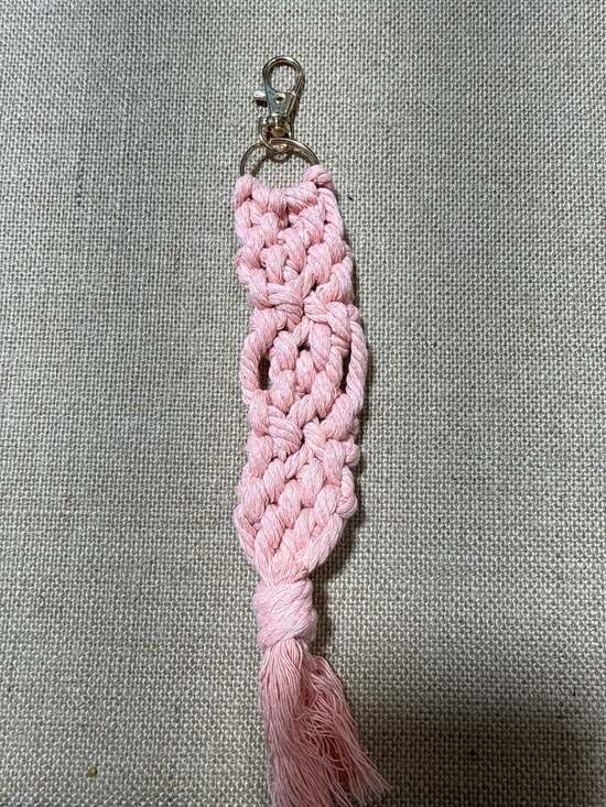 Macrame KeyChain - Picture 2 of 2